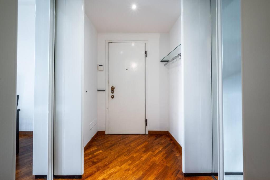 Carrobbio'S Nest - Elegant With Wifi And Netflix Appartement Milaan Buitenkant foto